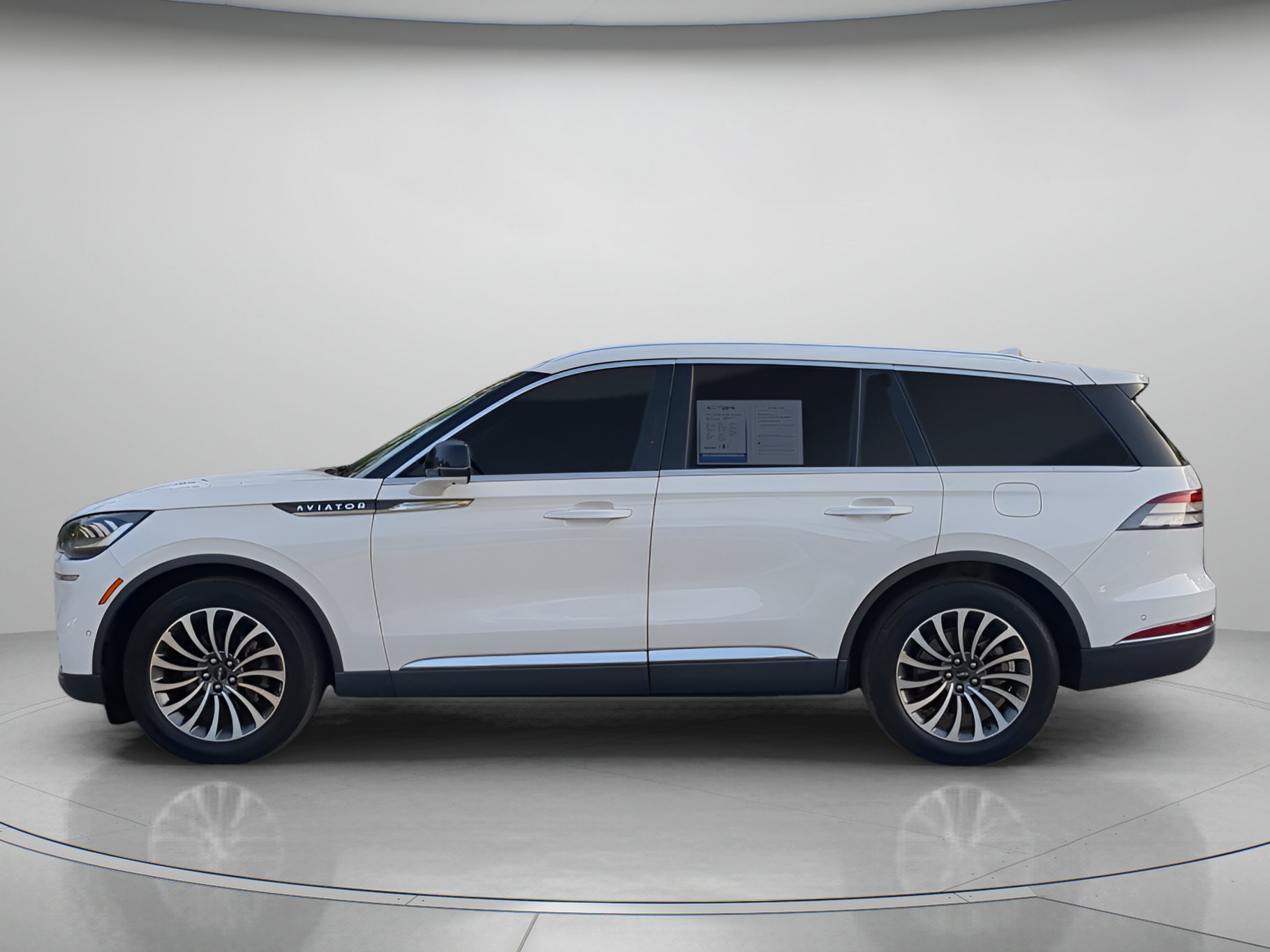 Used 2023 Lincoln Aviator Reserve w/ Equipment Group 201A RWD image 43