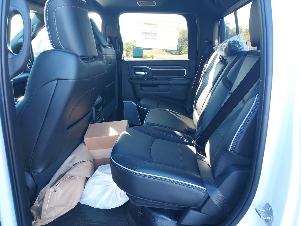 New 2027 RAM 4500 4x4 Crew Cab DRW w/ Laramie Trim Package image 14