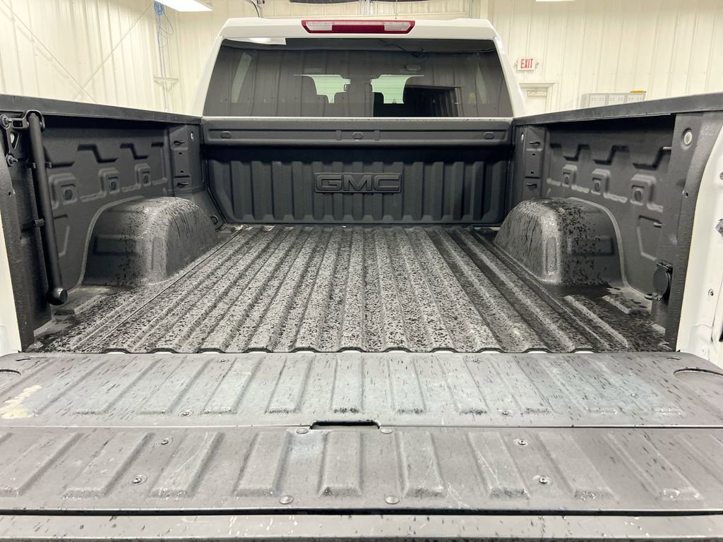 Used 2025 GMC Sierra 1500 AT4 AWD/4WD image 24