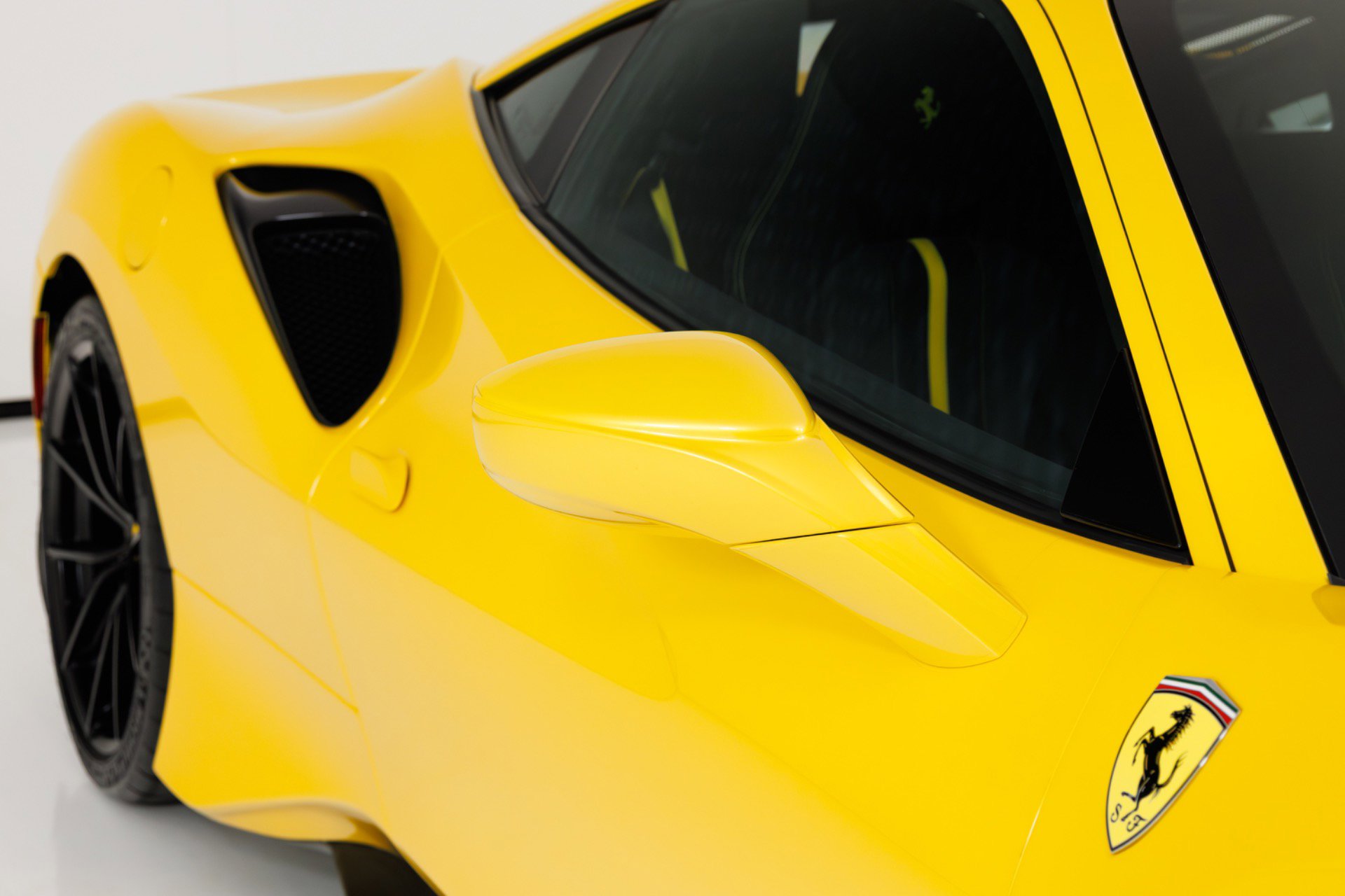 Used 2020 Ferrari 488 Pista image 55