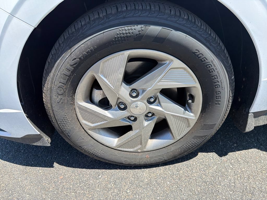 Certified 2025 Hyundai Sonata SE FWD image 11