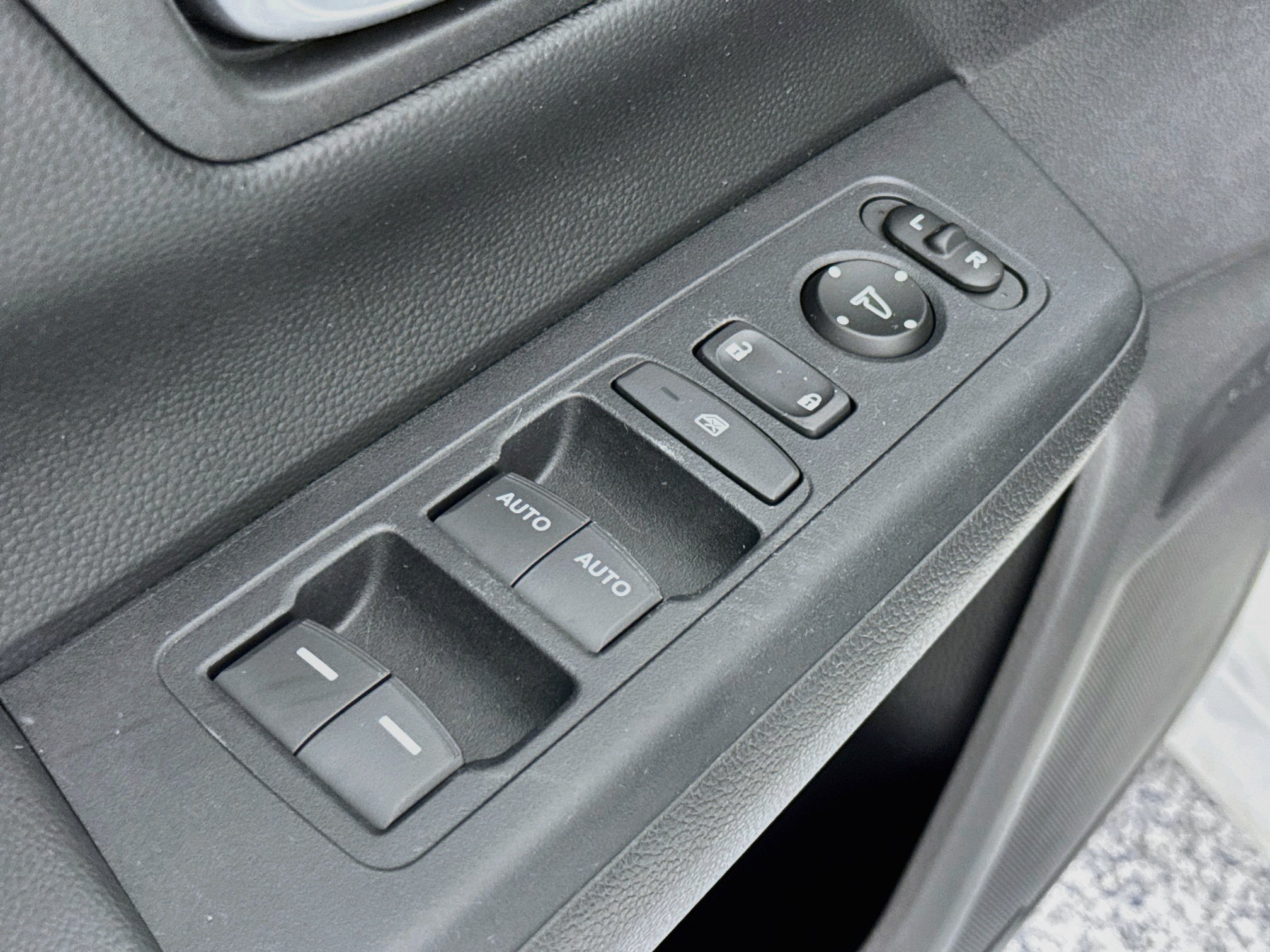 Certified 2024 Honda CR-V EX image 17