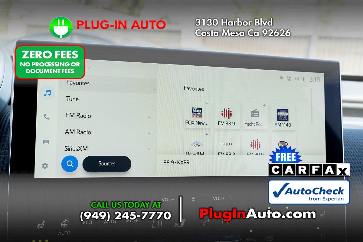 Used 2023 Subaru Solterra AWD image 30
