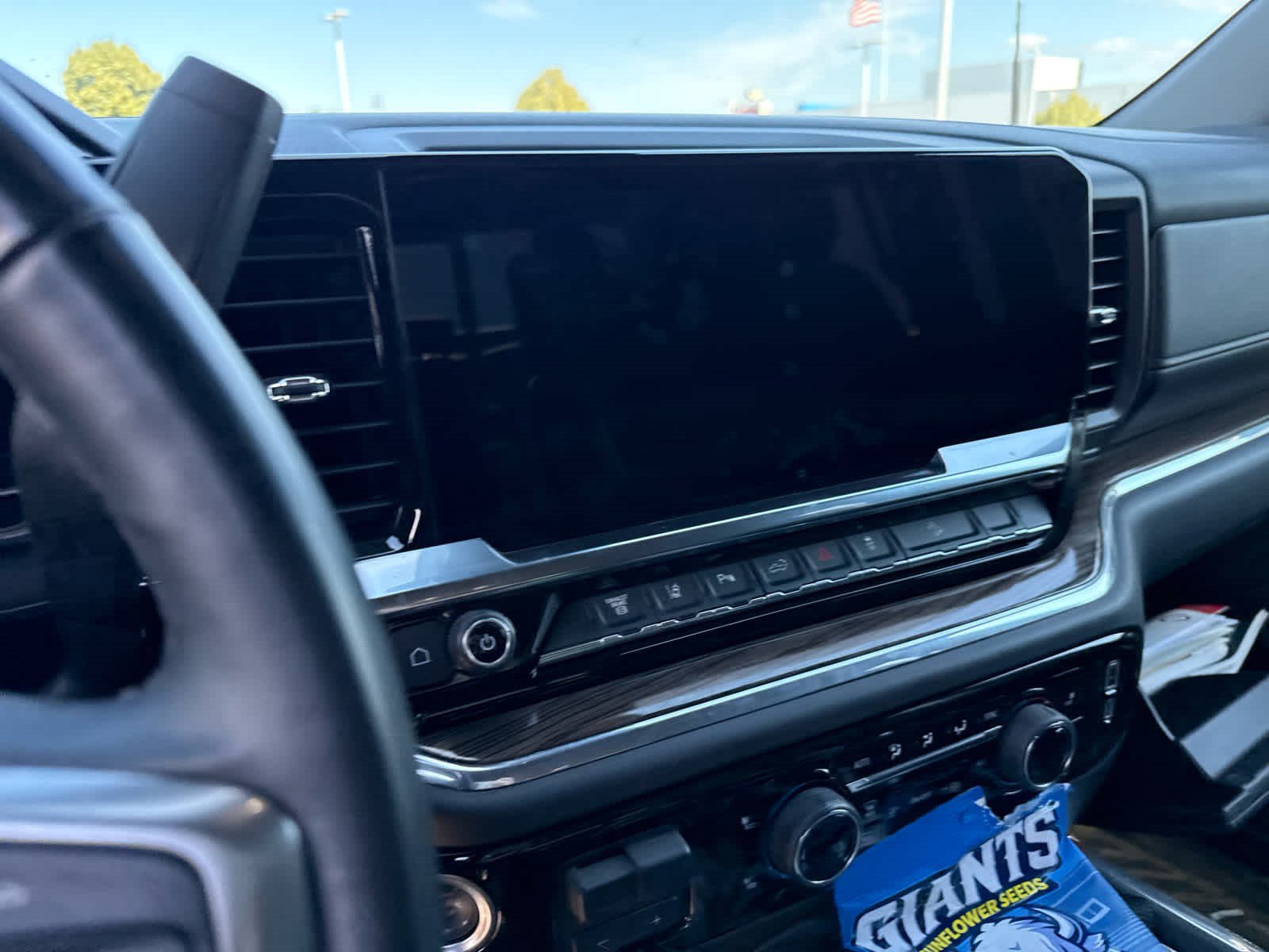 Used 2025 Chevrolet Silverado 3500 LT w/ Safety Package AWD/4WD image 8
