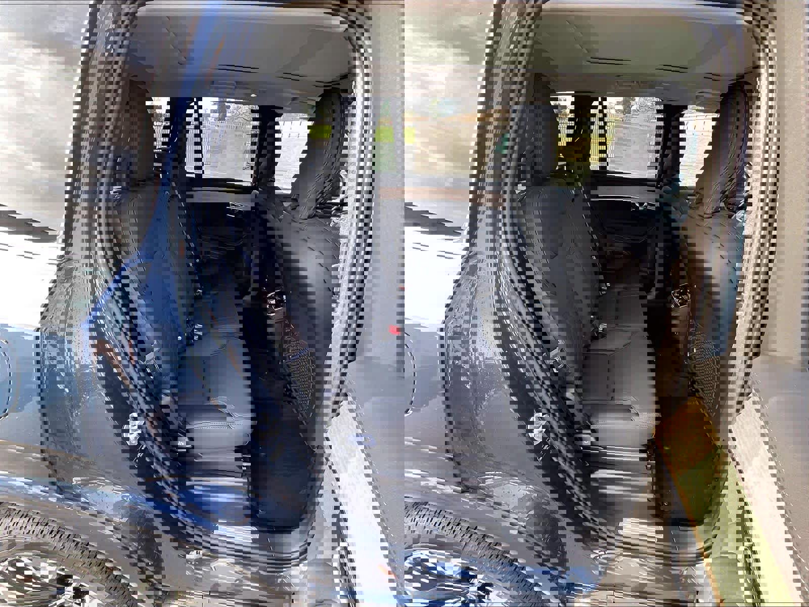 New 2026 Volvo XC90 B5 Plus w/ Protection Package image 27