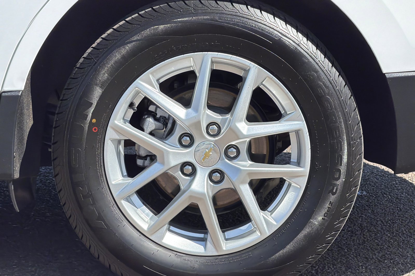 Used 2024 Chevrolet Equinox LT AWD/4WD image 26