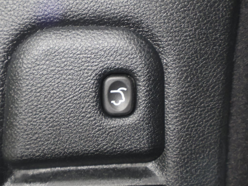 Used 2023 Dodge Durango SRT image 26