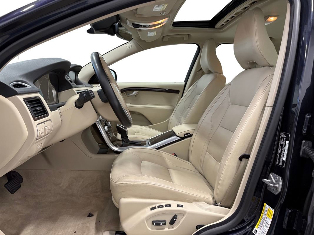 Used 2016 Volvo S80 T5 w/ Convenience Package image 9