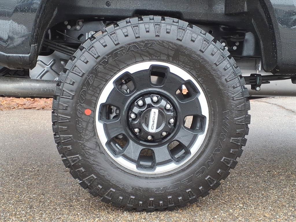 New 2026 Ford F350 XLT w/ XLT Premium Package image 11