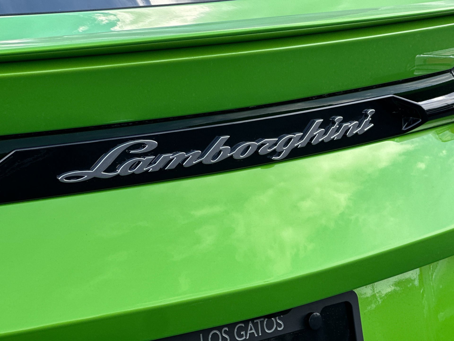 Used 2022 Lamborghini Urus image 13