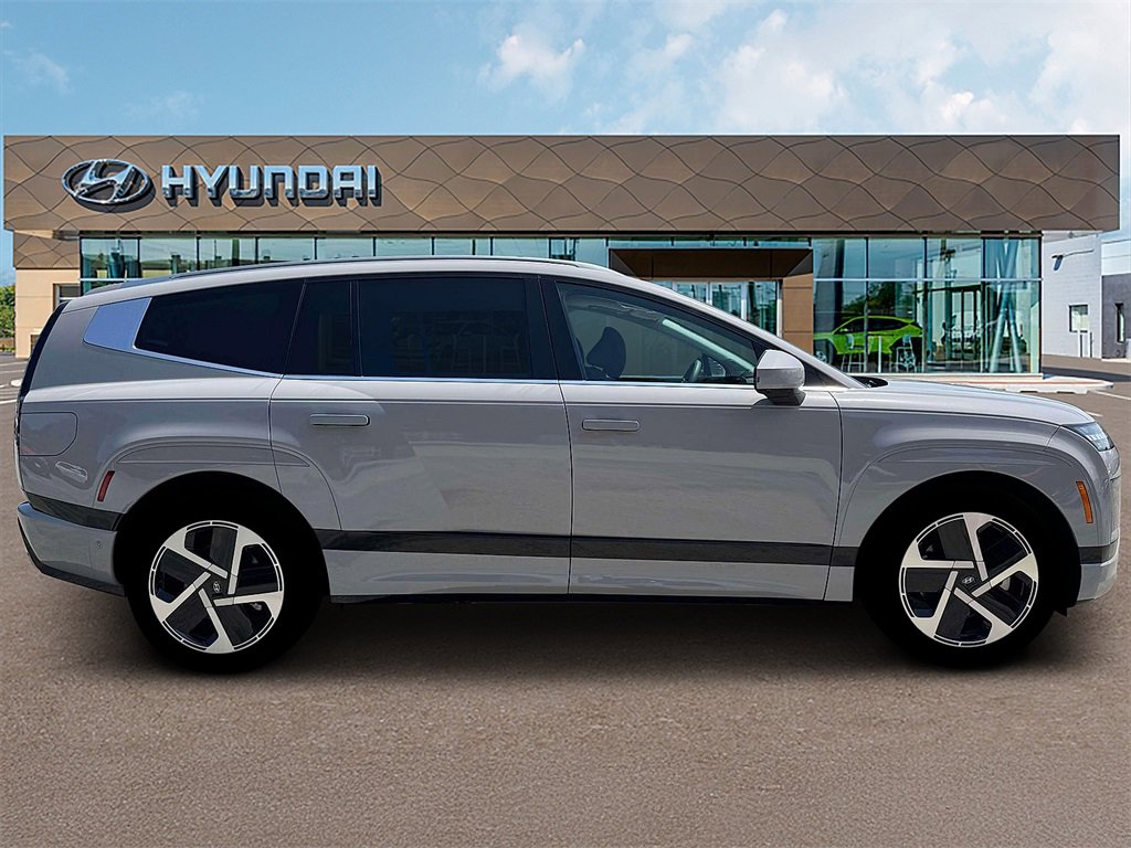 New 2026 Hyundai Ioniq 9 Calligraphy image 9