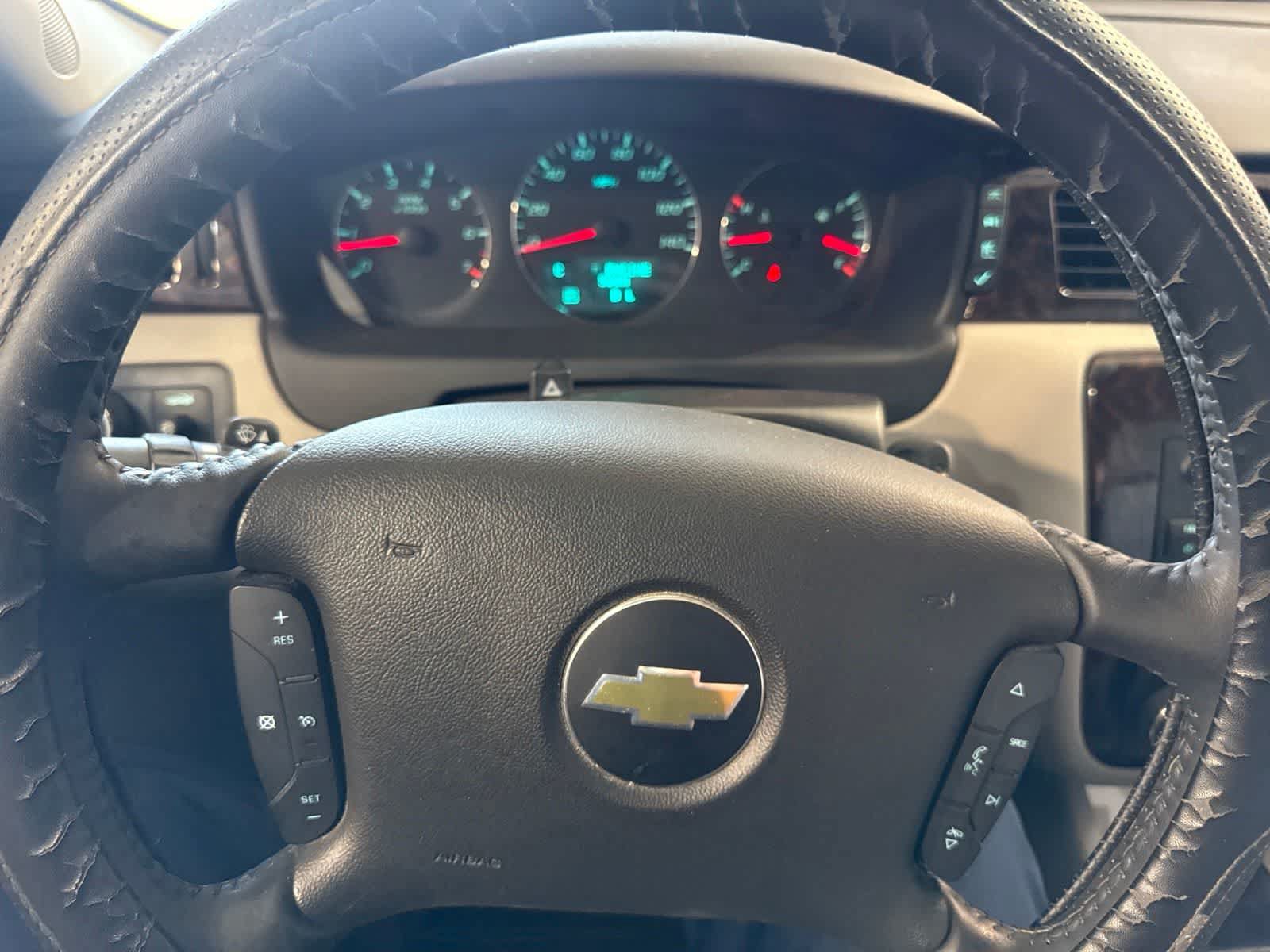 Used 2014 Chevrolet Impala LTZ FWD image 24