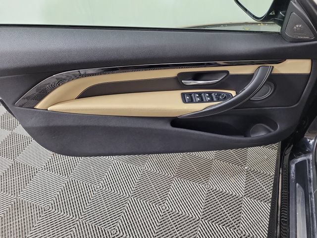 Used 2017 BMW M4 Convertible RWD image 20