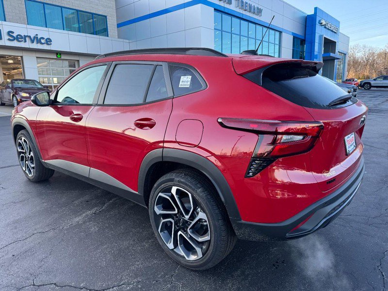 New 2026 Chevrolet Trax RS w/ Sunroof Package image 29