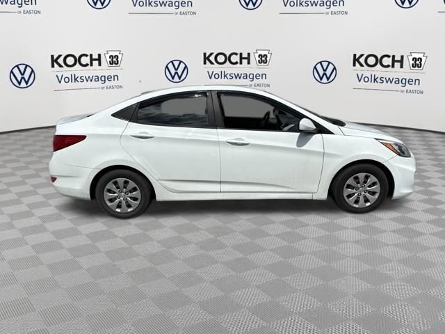 Used 2015 Hyundai Accent GLS image 9