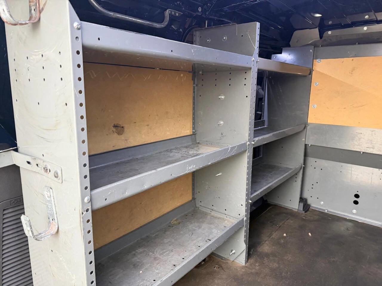 Used 2015 Ford Transit Connect XL image 17