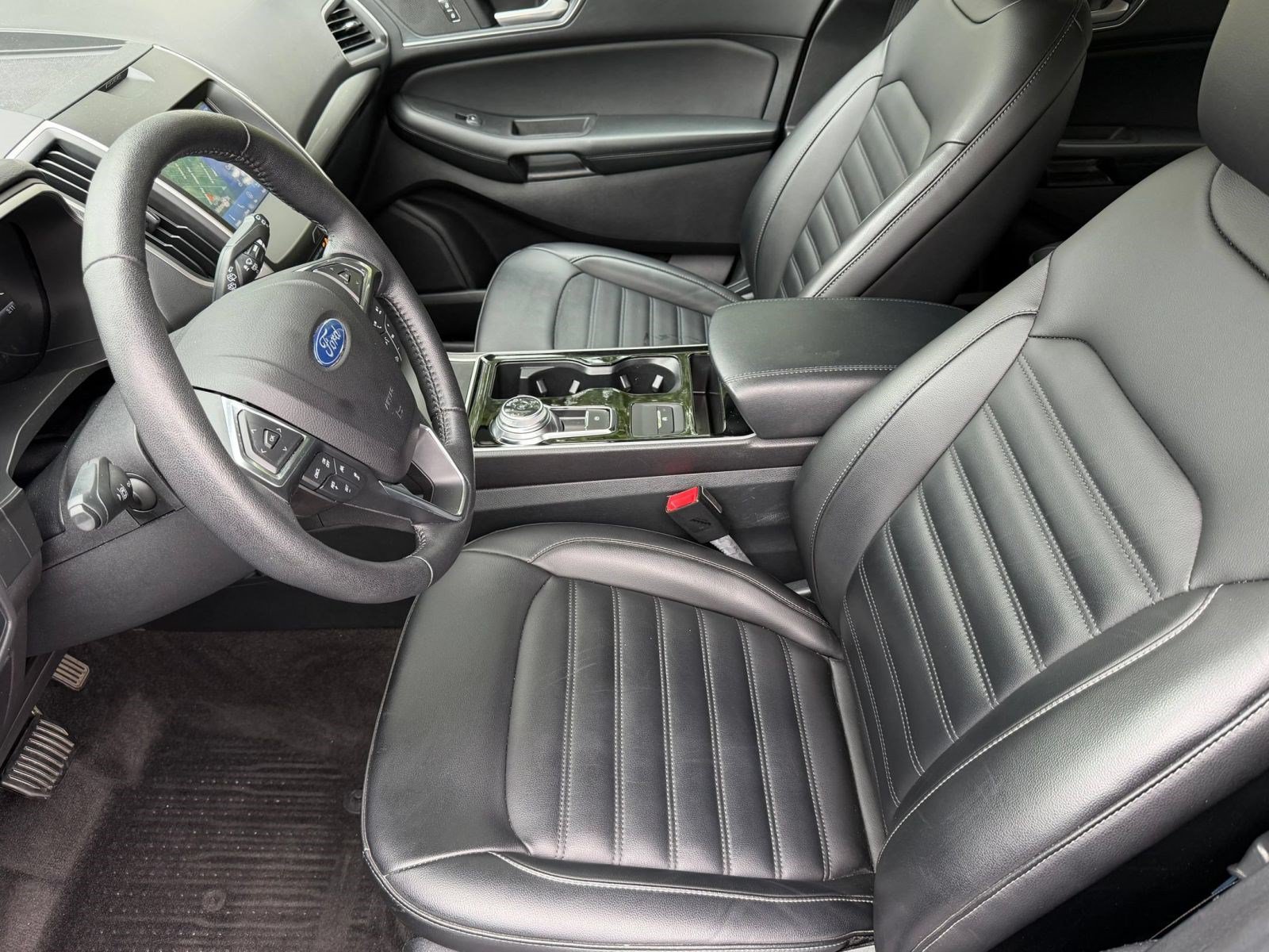Used 2020 Ford Edge SEL w/ Convenience Package FWD image 5