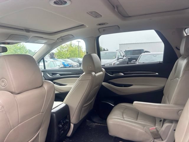 Used 2018 Buick Enclave Essence w/ Trailering Package AWD/4WD image 7
