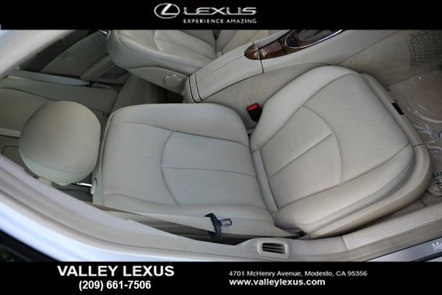 Used 2003 Mercedes-Benz E 500 Sedan image 16