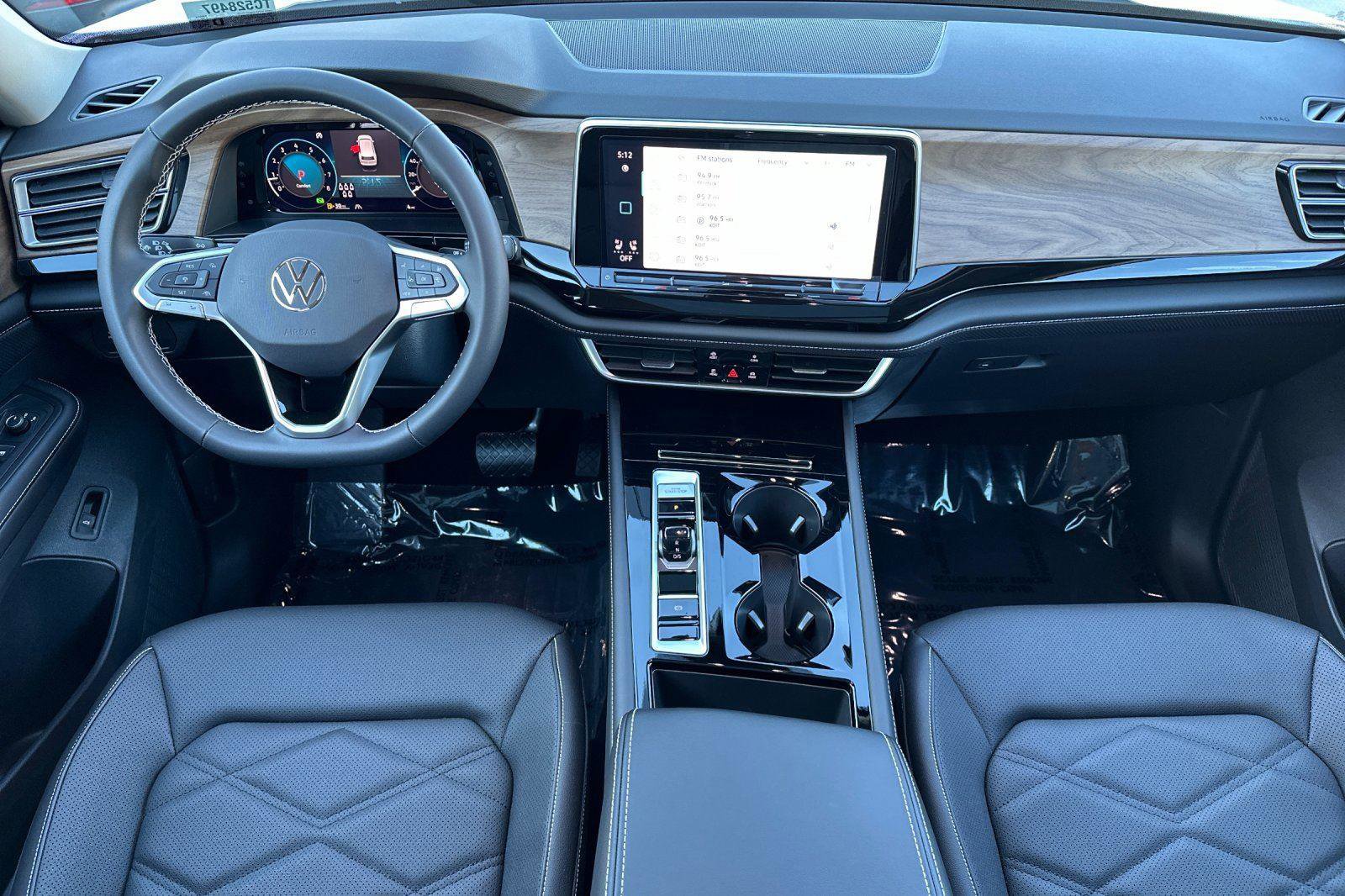 New 2026 Volkswagen Atlas SE image 12