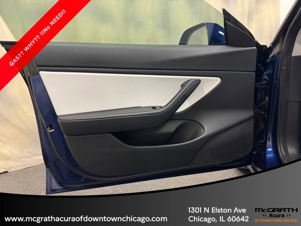 Used 2021 Tesla Model 3 Performance image 12