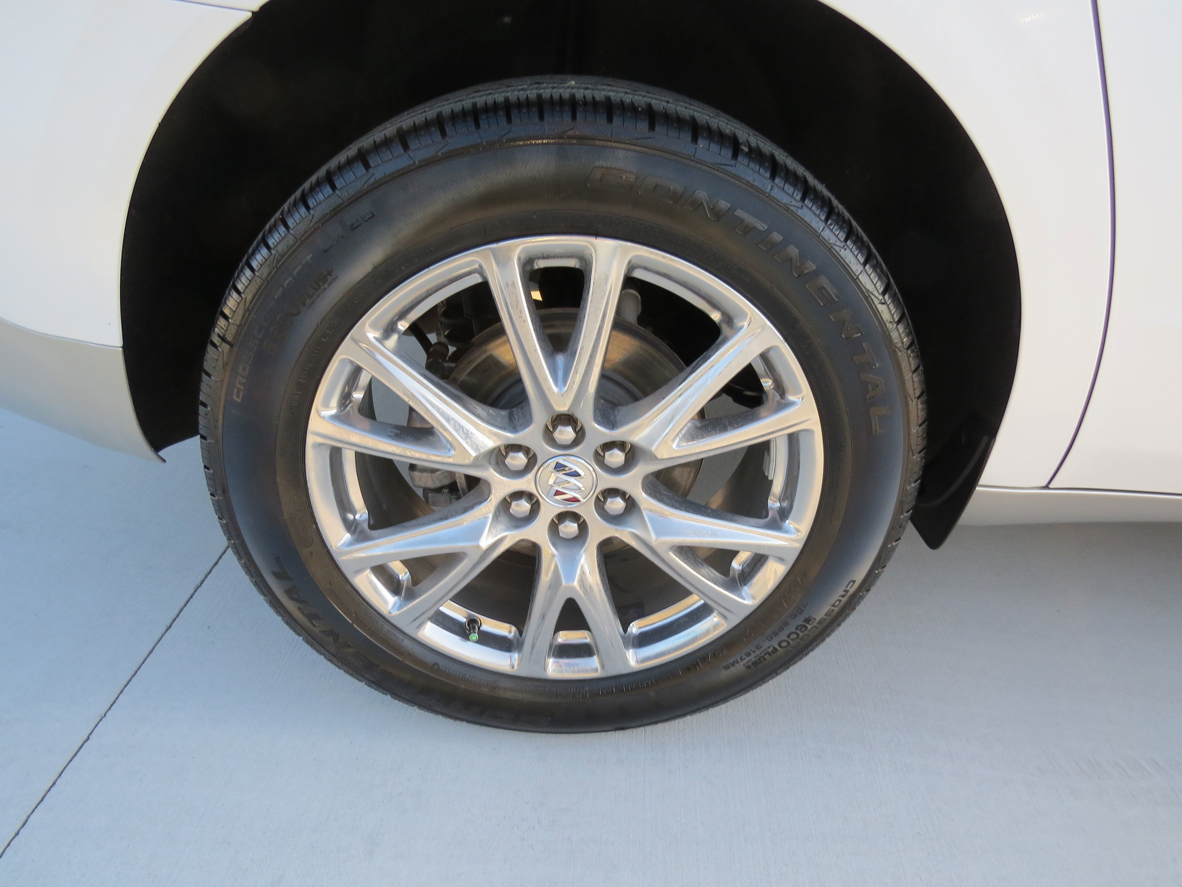 Used 2023 Buick Enclave Premium w/ Experience Buick Package image 9