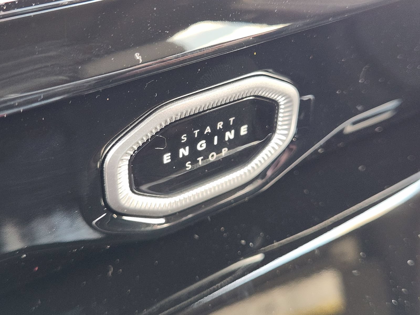 New 2026 Jeep Grand Cherokee Altitude RWD image 17