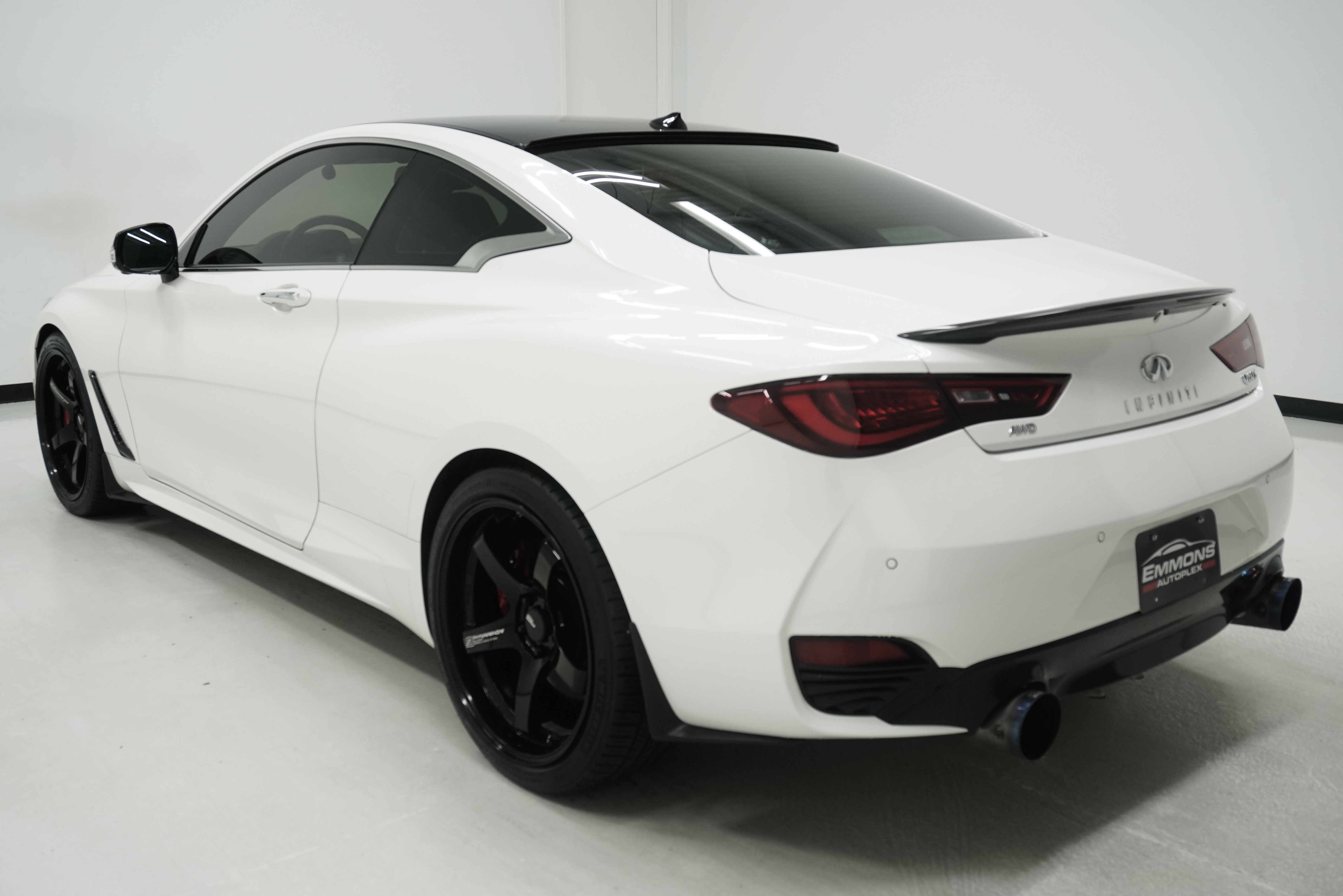 Used 2021 INFINITI Q60 Red Sport 400 w/ Carbon Fiber Package AWD/4WD image 6