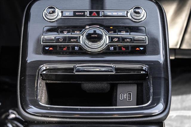 Used 2022 Lincoln Nautilus Reserve w/ Luxury Package AWD/4WD image 21