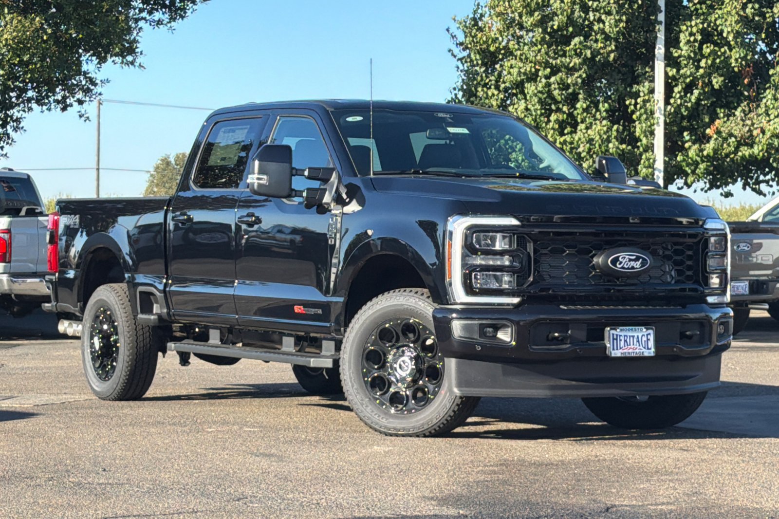 New 2027 Ford F250 Lariat w/ Black Appearance Package AWD/4WD image 2