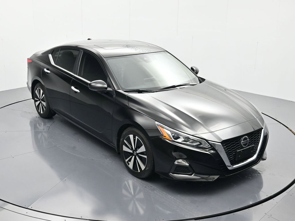 Certified 2022 Nissan Altima 2.5 SV w/ SV Premium Package FWD image 29