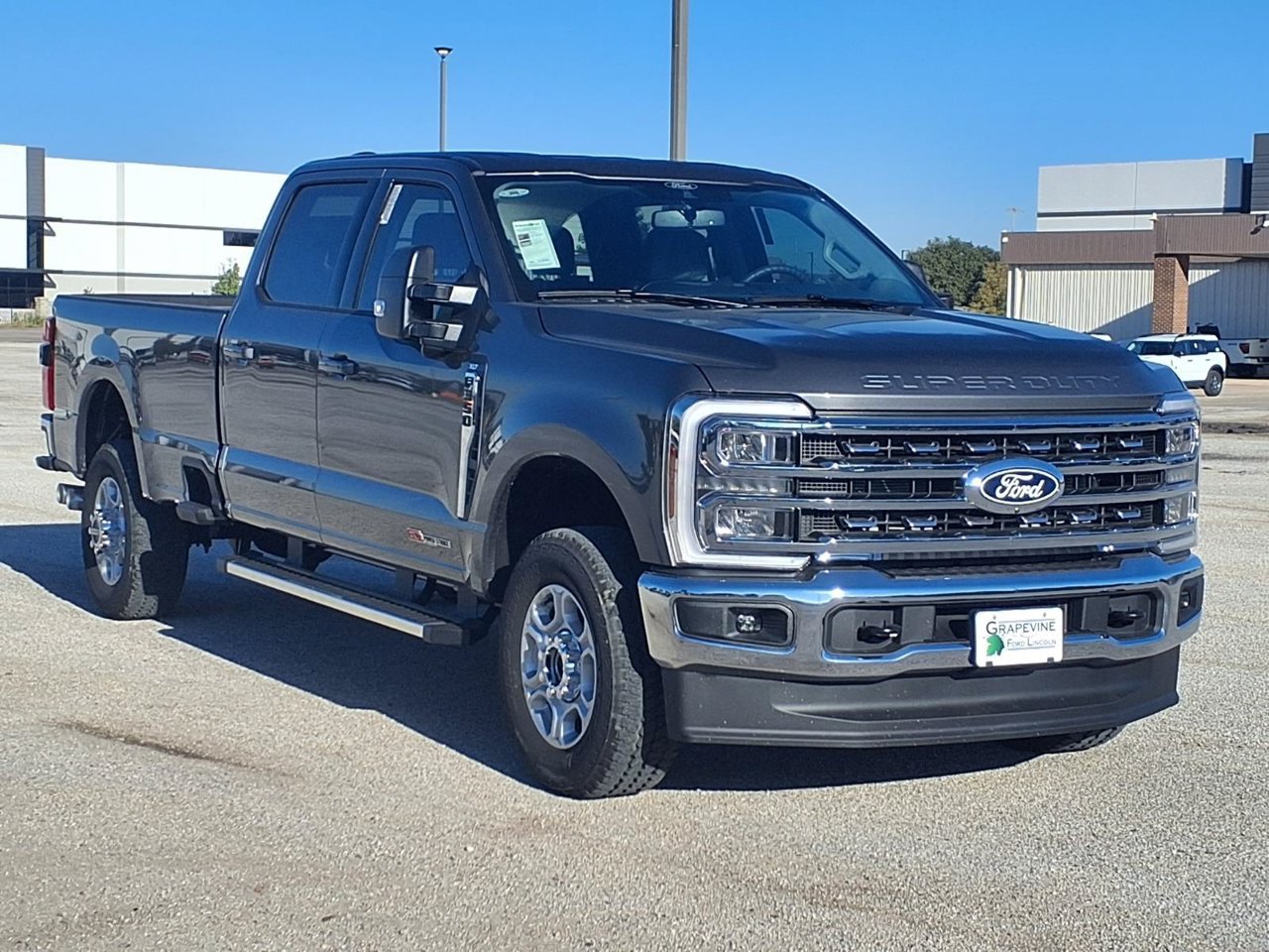 New 2027 Ford F350 XLT w/ XLT Premium Package AWD/4WD image 3