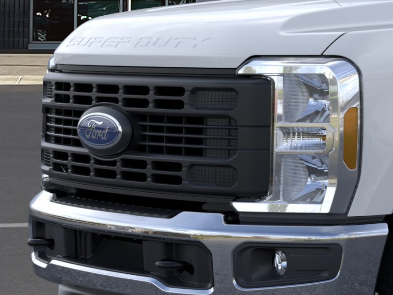 New 2025 Ford F350 XL w/ XL Chrome Package RWD image 17