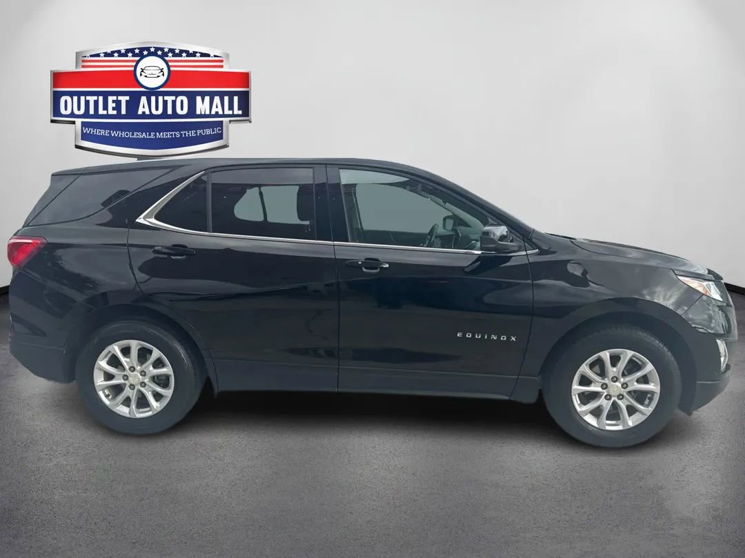 Used 2020 Chevrolet Equinox LT image 2