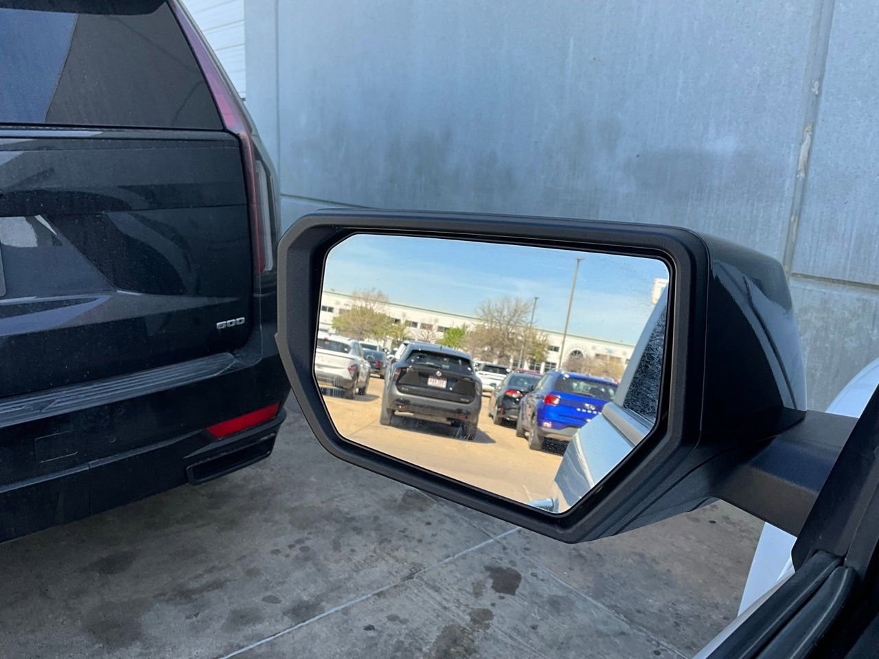 Used 2024 Chevrolet Colorado LT w/ LT Convenience Package II image 19