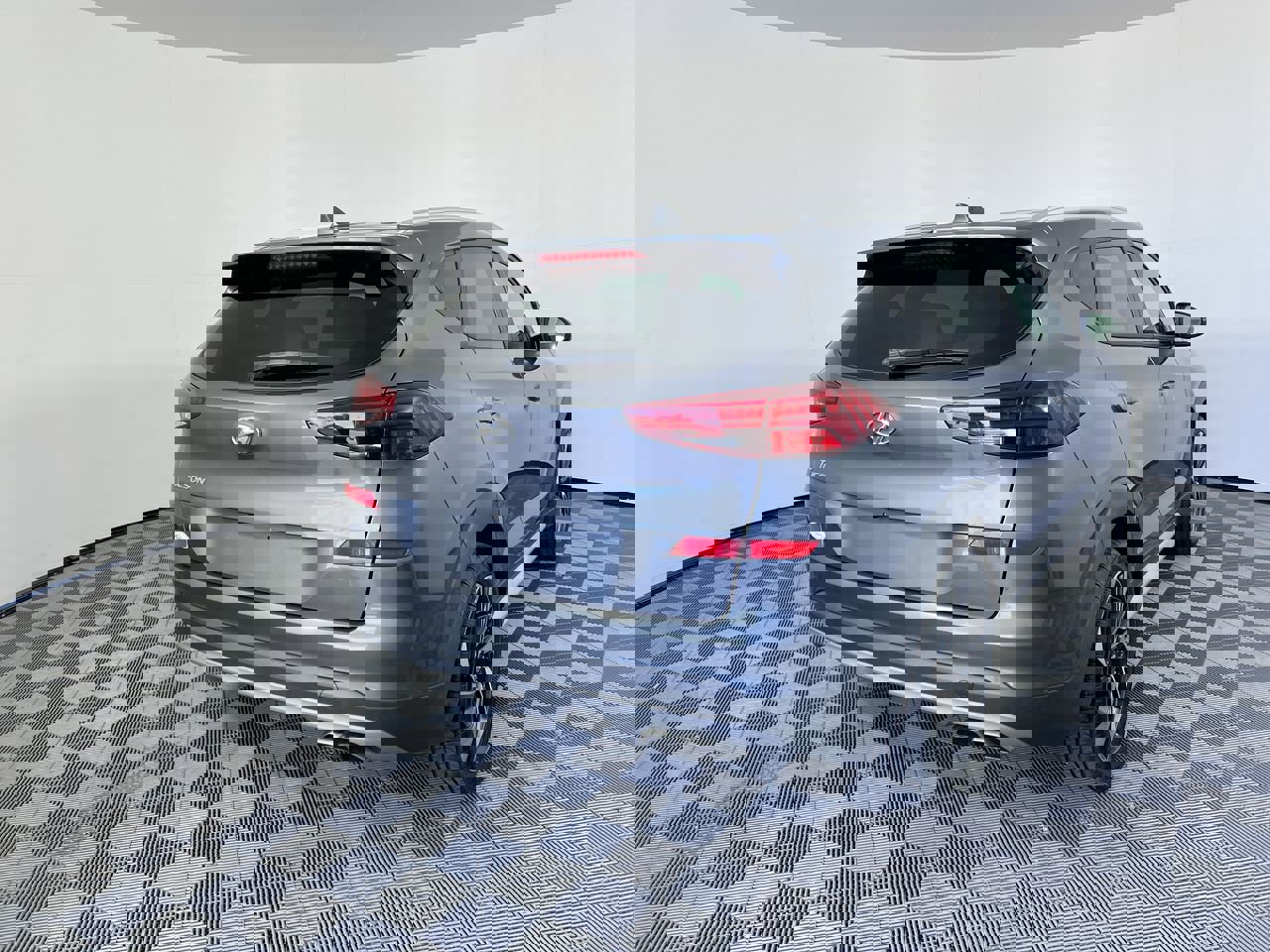 Used 2021 Hyundai Tucson Sport image 3