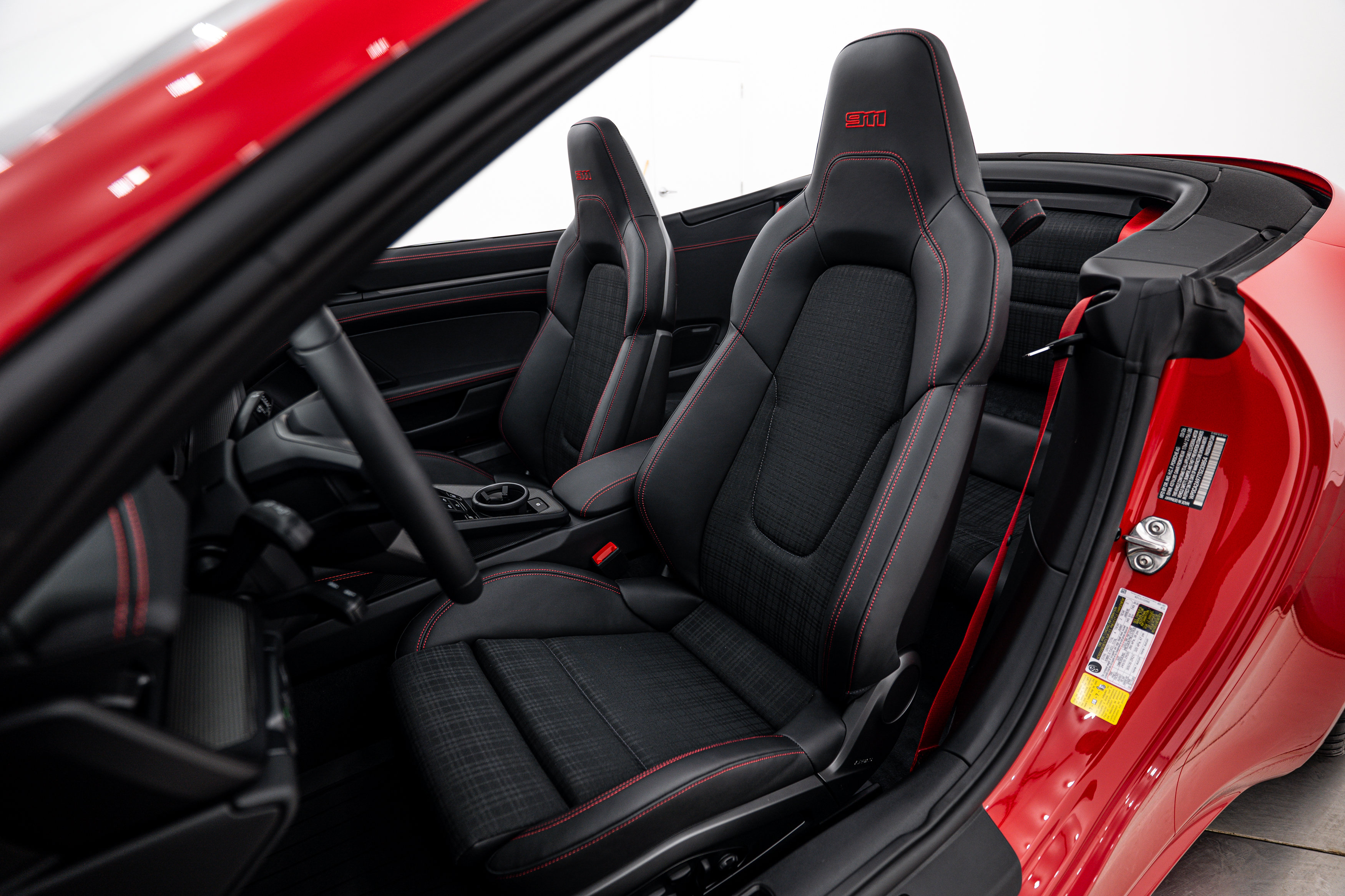 New 2026 Porsche 911 Carrera T RWD image 5
