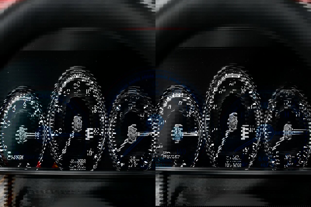 Used 2023 Rolls-Royce Cullinan w/ Leather Finishing Pack image 27