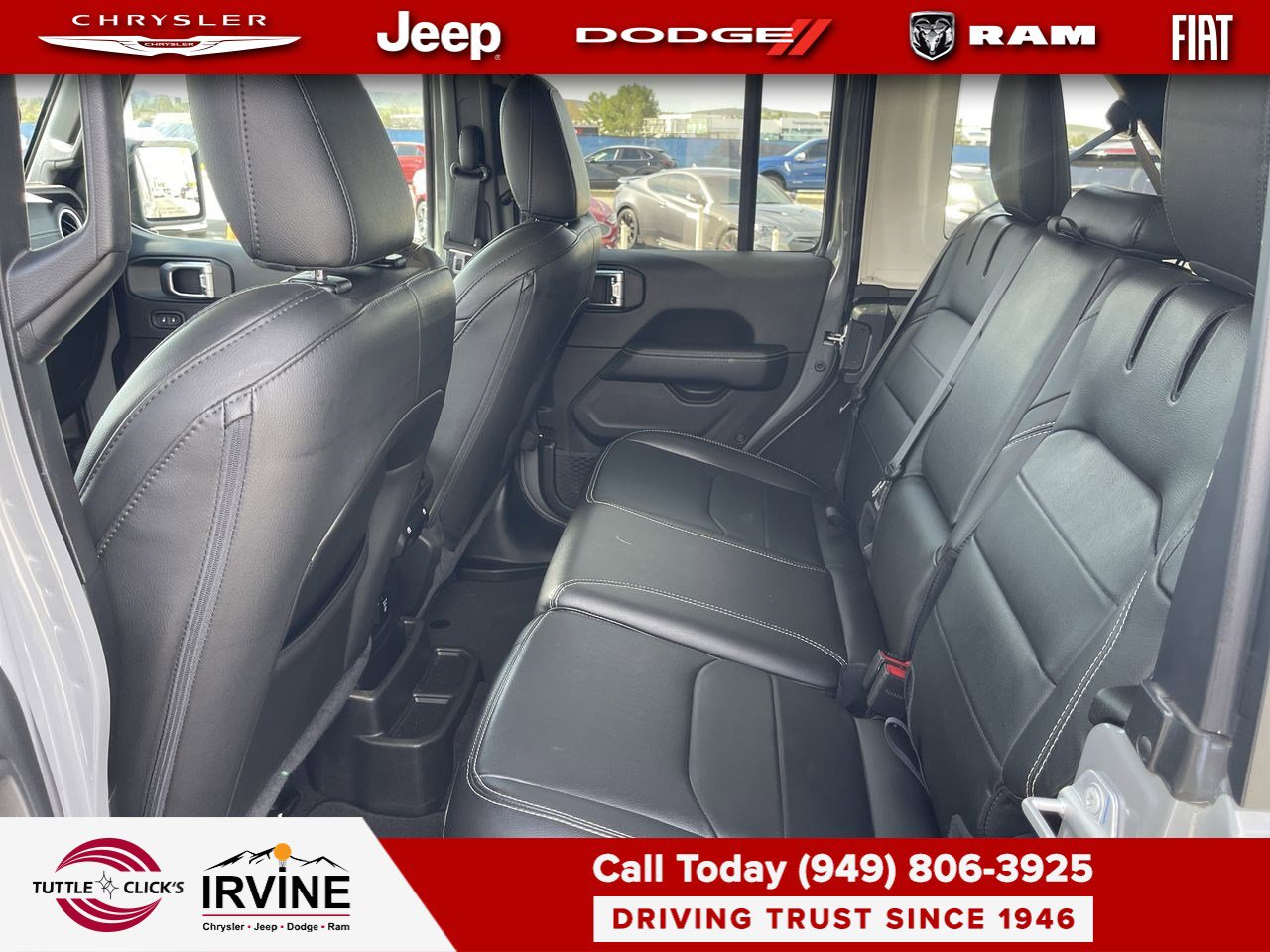 Used 2023 Jeep Wrangler Sahara image 18