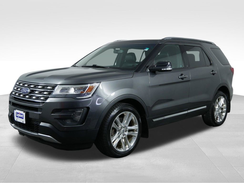 Used 2016 Ford Explorer XLT w/ Equipment Group 202A AWD/4WD image 5