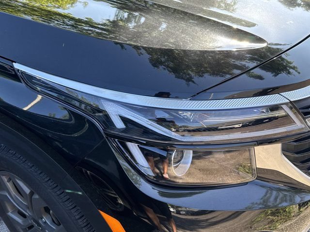 Used 2024 Kia Seltos S FWD image 7