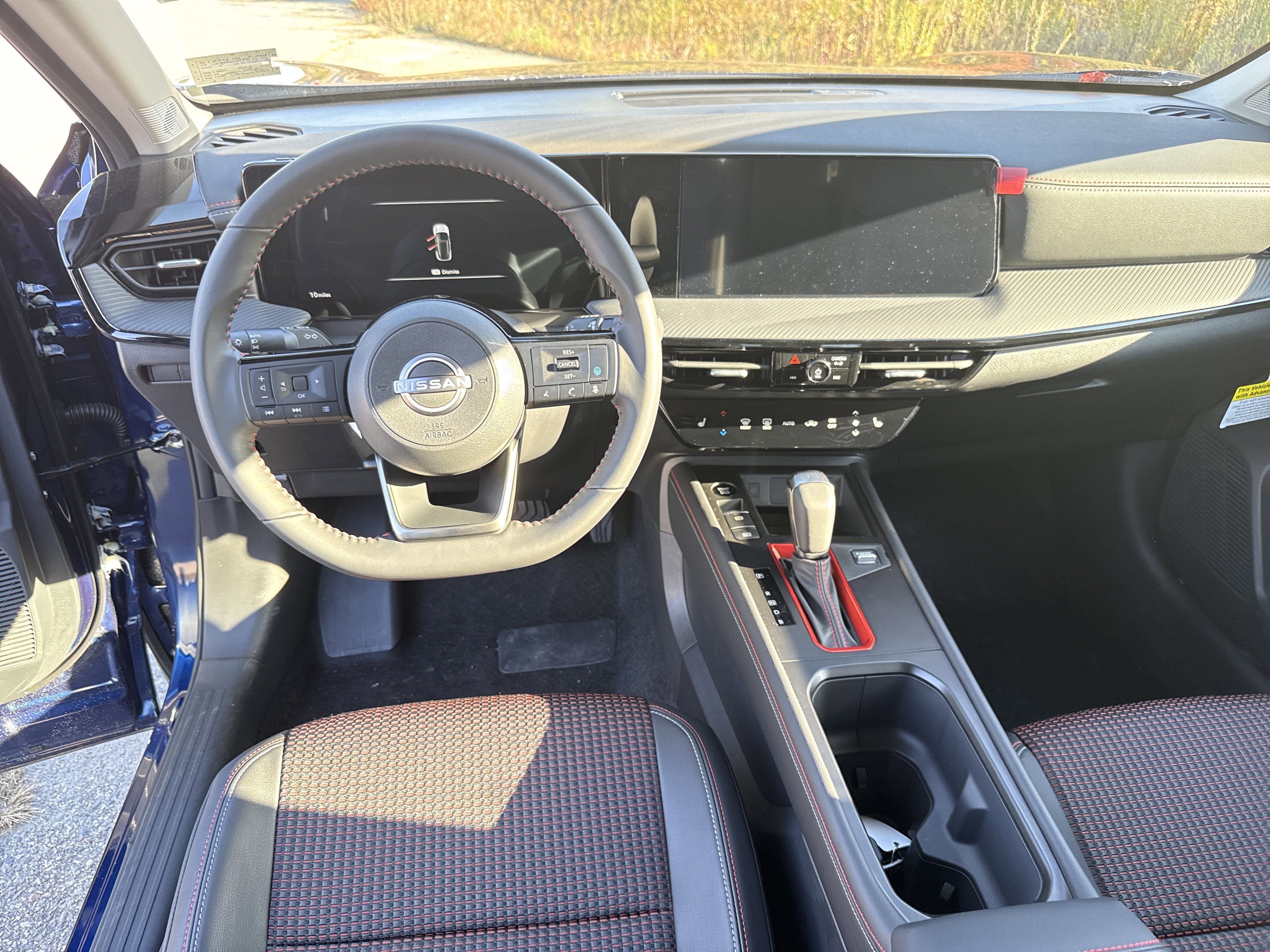 New 2026 Nissan Kicks SR w/ Cold Weather Package AWD/4WD image 3