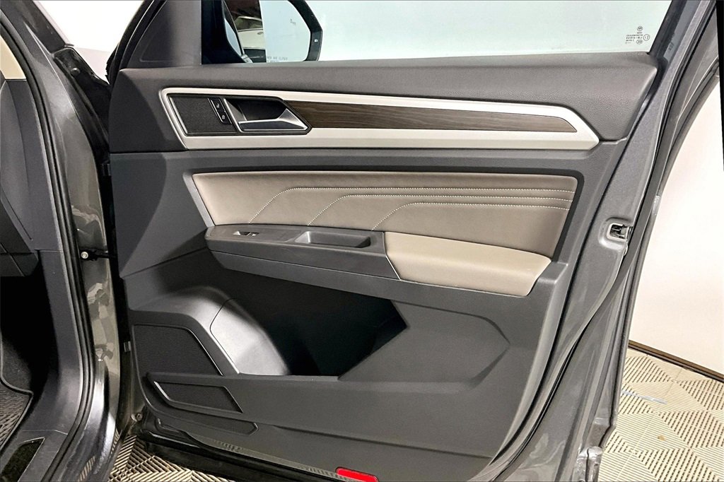 Used 2022 Volkswagen Atlas SE image 19