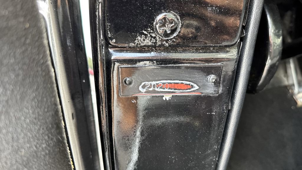 Used 2022 Chrysler Voyager LX image 57