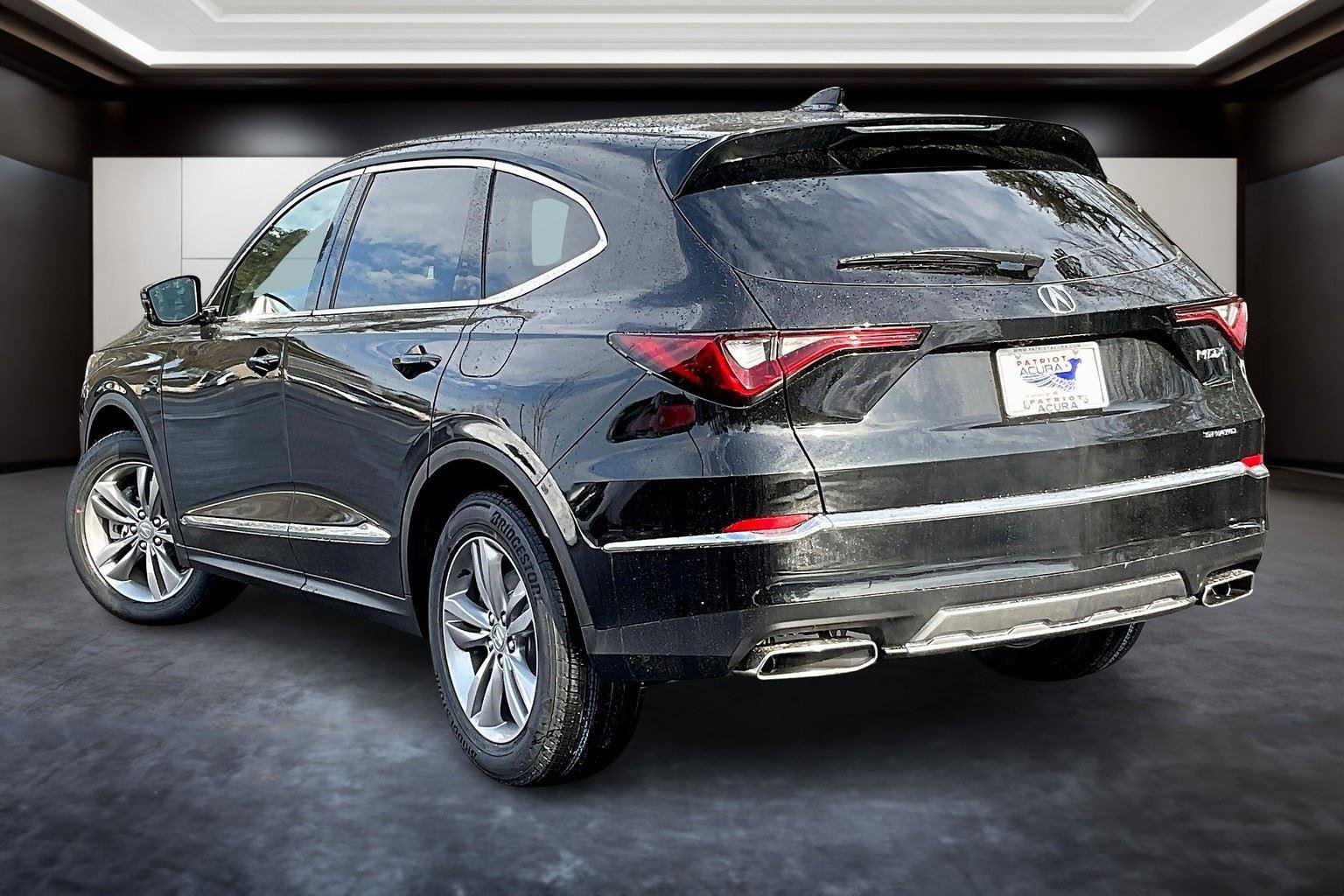 New 2025 Acura MDX SH-AWD image 3