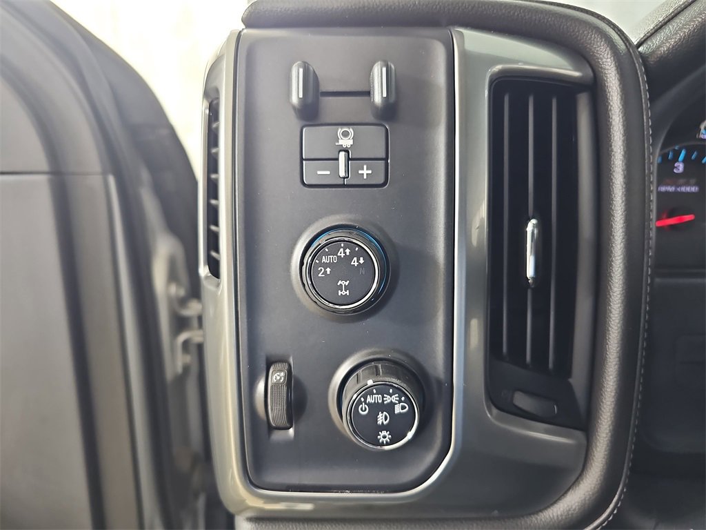 Used 2015 Chevrolet Silverado 1500 LTZ Z71 w/ LTZ Plus Package image 32