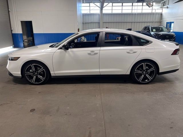 Used 2025 Honda Accord Sport image 6