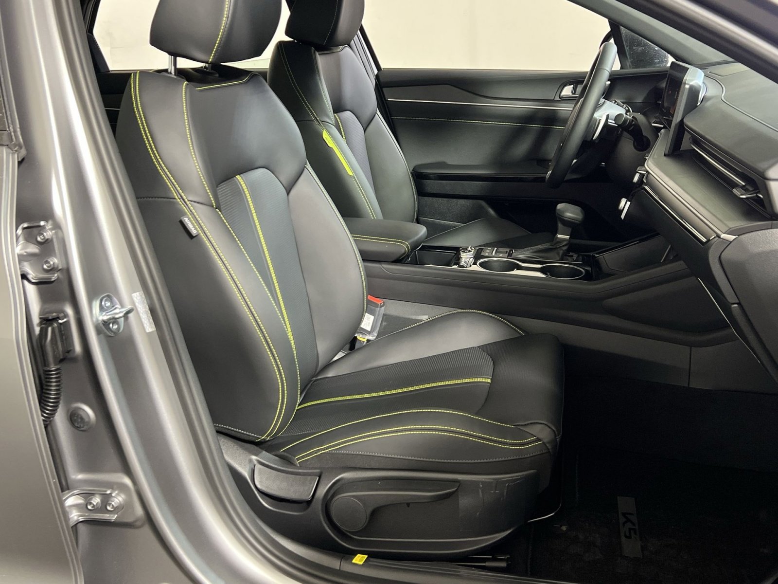 New 2026 Kia K5 GT image 25