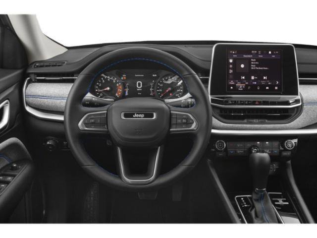 Certified 2022 Jeep Compass Latitude image 7