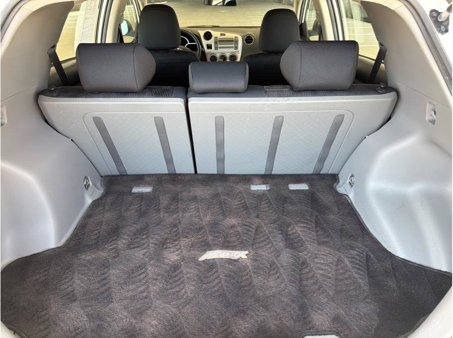 Used 2009 Toyota Matrix FWD image 12